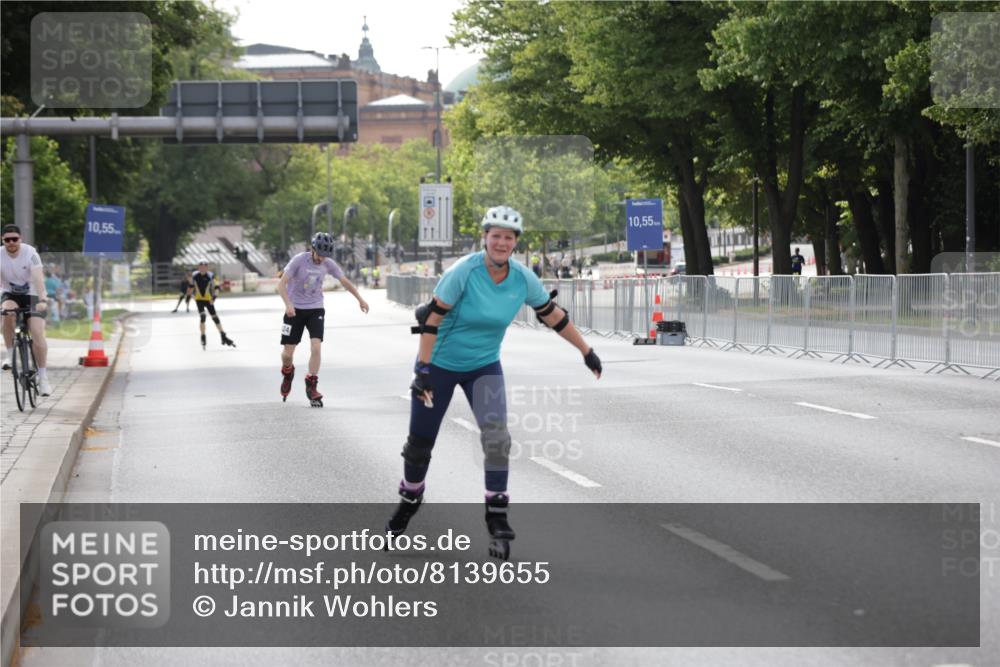 29.06.2025 - hella hamburg halbmarathon Jannik Wohlers http://msf.ph/oto/8139655 29.06.2025 09:03:30 Lombardsbrücke  meine-sportfotos.de