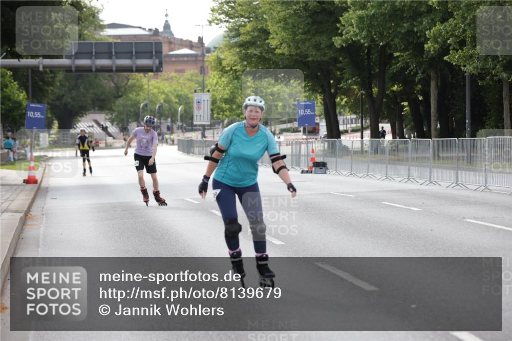 29.06.2025 - hella hamburg halbmarathon Jannik Wohlers http://msf.ph/oto/8139679 29.06.2025 09:03:30 Lombardsbrücke  meine-sportfotos.de