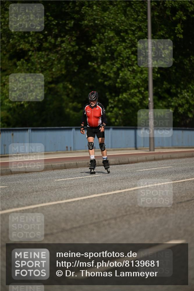 29.06.2025 - hella hamburg halbmarathon Dr. Thomas Lammeyer http://msf.ph/oto/8139681 29.06.2025 09:05:52 Kennedybrücke  meine-sportfotos.de