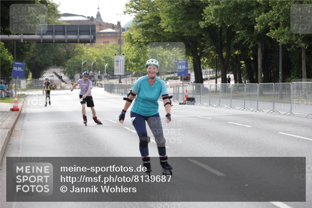 29.06.2025 - hella hamburg halbmarathon Jannik Wohlers http://msf.ph/oto/8139687 29.06.2025 09:03:31 Lombardsbrücke  meine-sportfotos.de