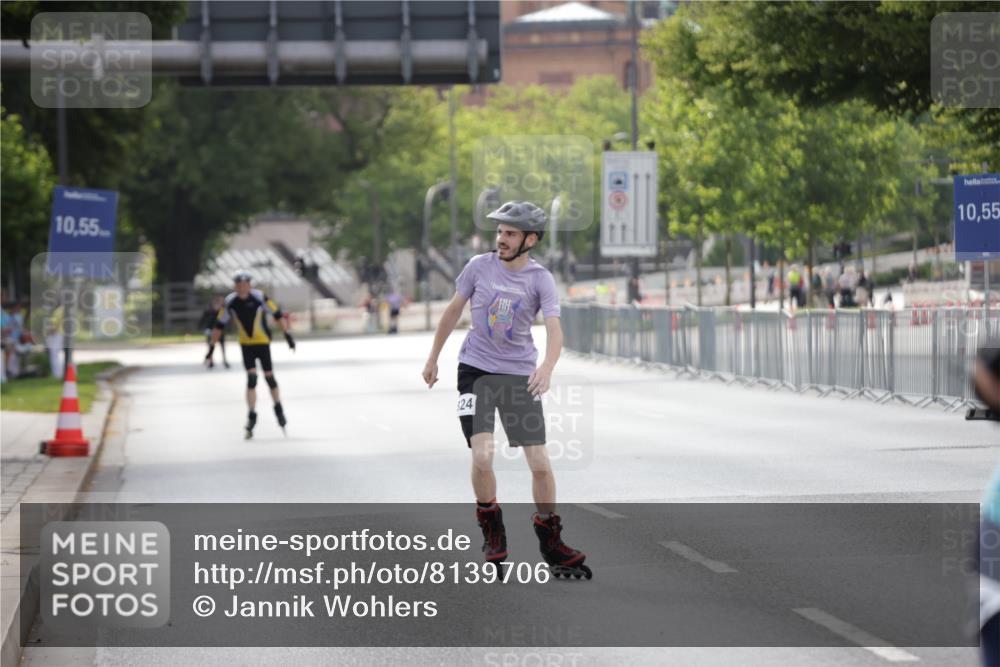 29.06.2025 - hella hamburg halbmarathon Jannik Wohlers http://msf.ph/oto/8139706 29.06.2025 09:03:32 Lombardsbrücke  meine-sportfotos.de