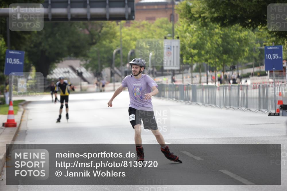 29.06.2025 - hella hamburg halbmarathon Jannik Wohlers http://msf.ph/oto/8139720 29.06.2025 09:03:32 Lombardsbrücke  meine-sportfotos.de