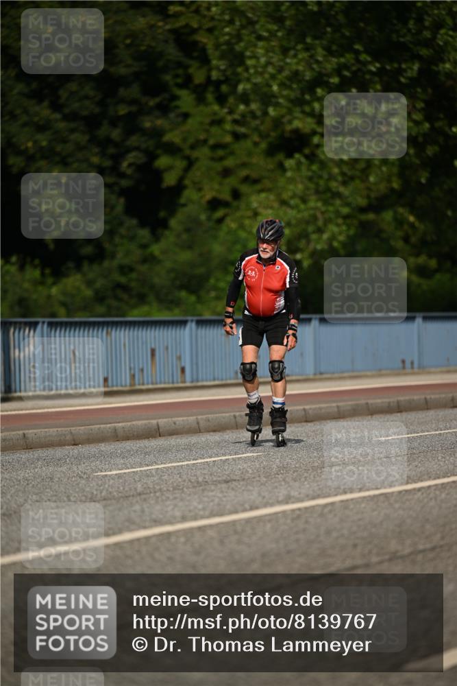 29.06.2025 - hella hamburg halbmarathon Dr. Thomas Lammeyer http://msf.ph/oto/8139767 29.06.2025 09:05:53 Kennedybrücke  meine-sportfotos.de