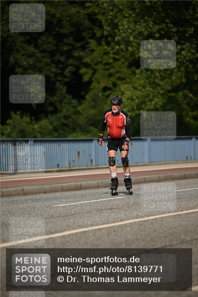 29.06.2025 - hella hamburg halbmarathon Dr. Thomas Lammeyer http://msf.ph/oto/8139771 29.06.2025 09:05:54 Kennedybrücke  meine-sportfotos.de