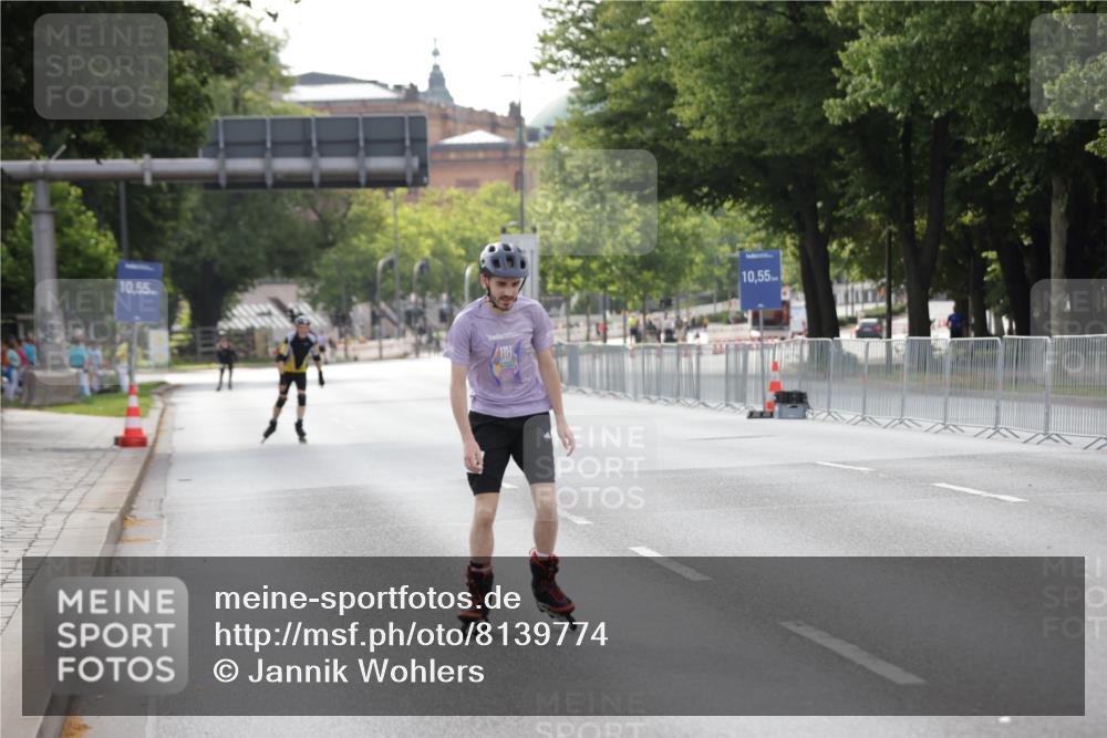 29.06.2025 - hella hamburg halbmarathon Jannik Wohlers http://msf.ph/oto/8139774 29.06.2025 09:03:33 Lombardsbrücke  meine-sportfotos.de