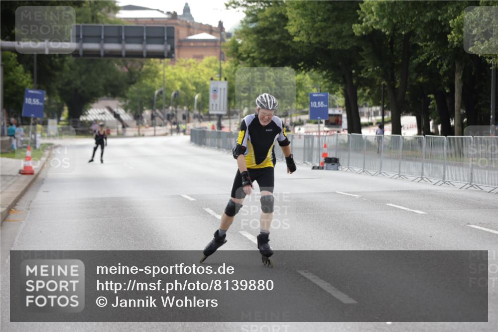 29.06.2025 - hella hamburg halbmarathon Jannik Wohlers http://msf.ph/oto/8139880 29.06.2025 09:03:42 Lombardsbrücke  meine-sportfotos.de