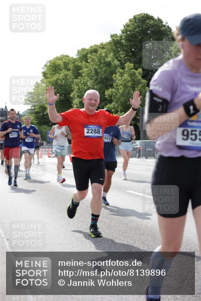 29.06.2025 - hella hamburg halbmarathon Jannik Wohlers http://msf.ph/oto/8139896 29.06.2025 10:04:58 Lombardsbrücke 1863, 1936, 1981, 2288, 2298, 3578, 4014, 4220, 5073, 6059, 9075, 9165, 9559, 9680, 10343, 10694, 11784, 11873, 12557, 13221, 14203, 14465, 14642, 16092, 16478, 16546, 16847, 18616, 18617, 19034 meine-sportfotos.de