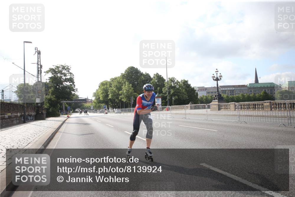 29.06.2025 - hella hamburg halbmarathon Jannik Wohlers http://msf.ph/oto/8139924 29.06.2025 08:55:44 Lombardsbrücke  meine-sportfotos.de
