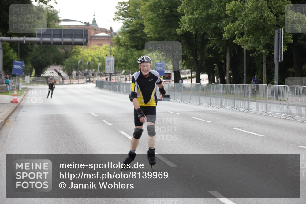 29.06.2025 - hella hamburg halbmarathon Jannik Wohlers http://msf.ph/oto/8139969 29.06.2025 09:03:43 Lombardsbrücke  meine-sportfotos.de