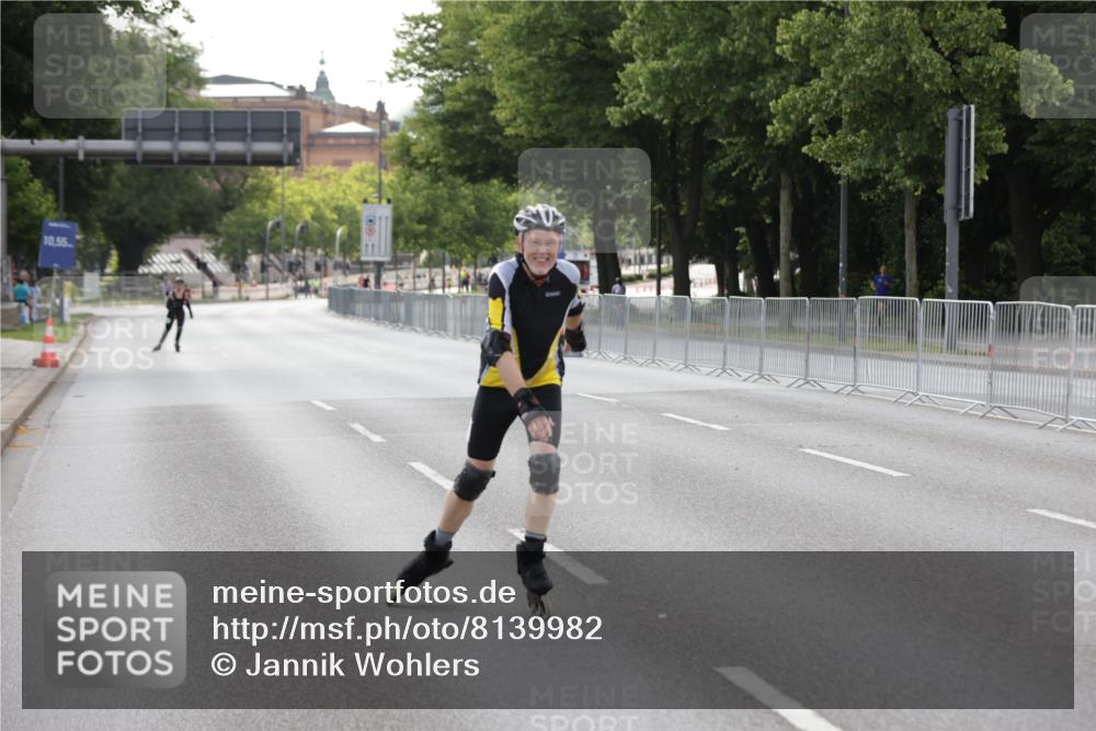 29.06.2025 - hella hamburg halbmarathon Jannik Wohlers http://msf.ph/oto/8139982 29.06.2025 09:03:43 Lombardsbrücke  meine-sportfotos.de