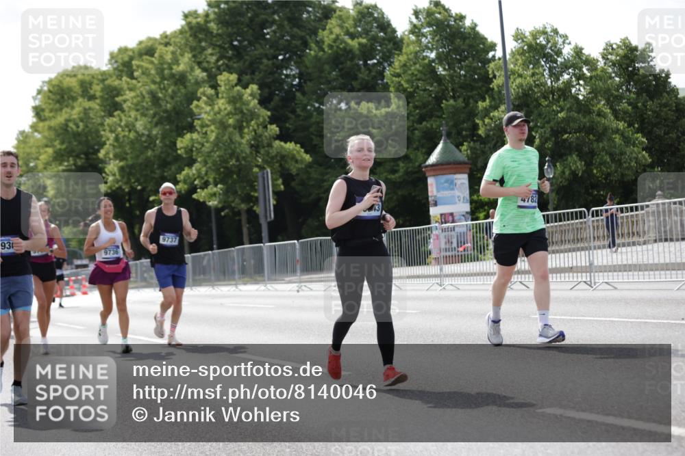 29.06.2025 - hella hamburg halbmarathon Jannik Wohlers http://msf.ph/oto/8140046 29.06.2025 10:05:08 Lombardsbrücke 1936, 1981, 2288, 2298, 2624, 3461, 4014, 4782, 5073, 9559, 9680, 9736, 9737, 9738, 10343, 10694, 10791, 10998, 11784, 11873, 11958, 12557, 13221, 14465, 14642, 16092, 16546, 17731, 19248 meine-sportfotos.de