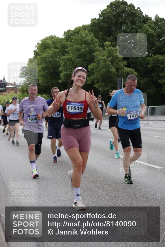 29.06.2025 - hella hamburg halbmarathon Jannik Wohlers http://msf.ph/oto/8140090 29.06.2025 10:42:56 Lombardsbrücke 1155, 1816, 1878, 3074, 3238, 3329, 3638, 4056, 4177, 4302, 4367, 4680, 5610, 5720, 6012, 6440, 7461, 7872, 7926, 8135, 8184, 8408, 8435, 9639, 9641, 9976, 10536, 11093, 11279, 11649, 11969, 12603, 13526, 13676, 13684, 13685, 13786, 13852, 14528, 14890, 15509, 15514, 15717, 16055, 16263, 16358, 16560, 16840, 17143, 18497, 19031, 19043, 19141 meine-sportfotos.de