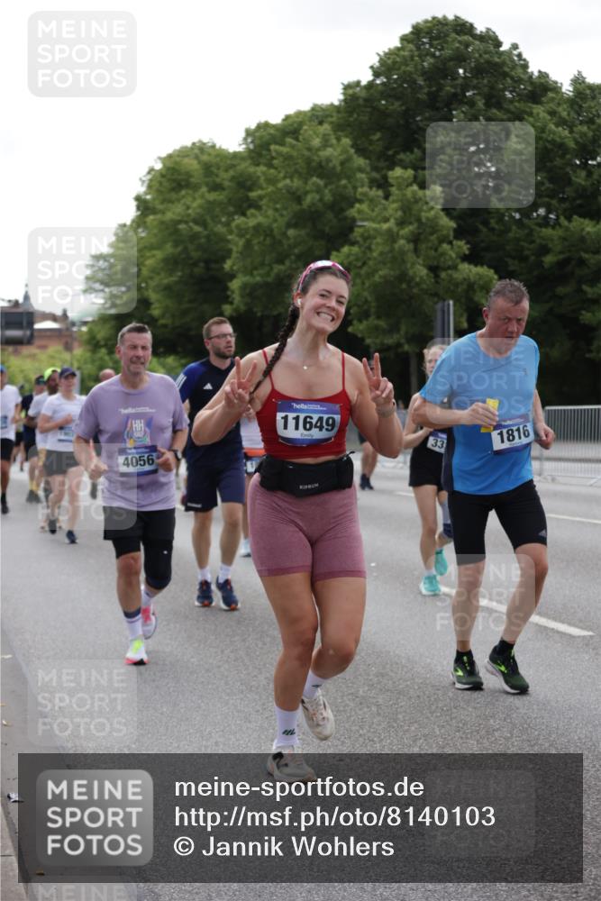 29.06.2025 - hella hamburg halbmarathon Jannik Wohlers http://msf.ph/oto/8140103 29.06.2025 10:42:56 Lombardsbrücke 1155, 1816, 1878, 3074, 3238, 3329, 3638, 4056, 4177, 4302, 4367, 4680, 5610, 5720, 6012, 6440, 7461, 7872, 7926, 8135, 8184, 8408, 8435, 9639, 9641, 9976, 10536, 11093, 11279, 11649, 11969, 12603, 13526, 13676, 13684, 13685, 13786, 13852, 14528, 14890, 15509, 15514, 15717, 16055, 16263, 16358, 16560, 16840, 17143, 18497, 19031, 19043, 19141 meine-sportfotos.de