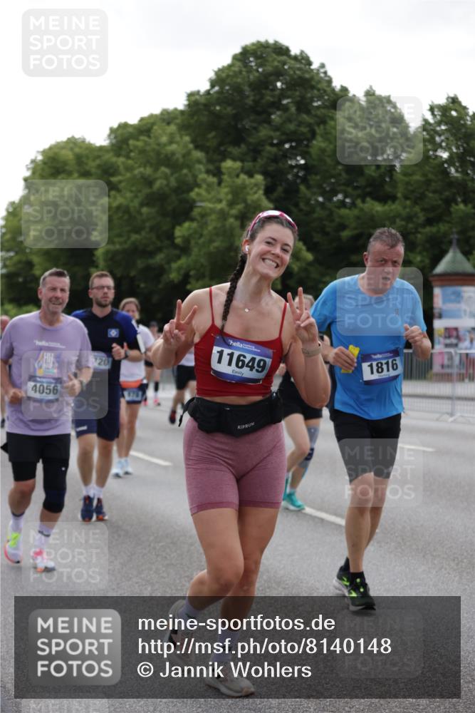 29.06.2025 - hella hamburg halbmarathon Jannik Wohlers http://msf.ph/oto/8140148 29.06.2025 10:42:57 Lombardsbrücke 1155, 1816, 1878, 3238, 3329, 3638, 4056, 4177, 4302, 4367, 4680, 5370, 5610, 5720, 6012, 6440, 7461, 7872, 7926, 8135, 8408, 8435, 9639, 9641, 9976, 10536, 11093, 11279, 11649, 11969, 12603, 12654, 13526, 13684, 13685, 13748, 13786, 13852, 14528, 14890, 15509, 15514, 15717, 16055, 16358, 16560, 16840, 17143, 18497, 19031, 19043, 19141 meine-sportfotos.de