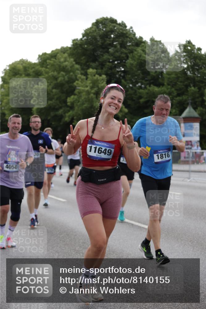 29.06.2025 - hella hamburg halbmarathon Jannik Wohlers http://msf.ph/oto/8140155 29.06.2025 10:42:57 Lombardsbrücke 1155, 1816, 1878, 3238, 3329, 3638, 4056, 4177, 4302, 4367, 4680, 5370, 5610, 5720, 6012, 6440, 7461, 7872, 7926, 8135, 8408, 8435, 9639, 9641, 9976, 10536, 11093, 11279, 11649, 11969, 12603, 12654, 13526, 13684, 13685, 13748, 13786, 13852, 14528, 14890, 15509, 15514, 15717, 16055, 16358, 16560, 16840, 17143, 18497, 19031, 19043, 19141 meine-sportfotos.de
