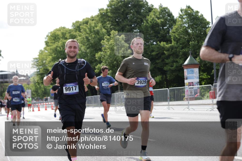 29.06.2025 - hella hamburg halbmarathon Jannik Wohlers http://msf.ph/oto/8140175 29.06.2025 10:05:19 Lombardsbrücke 1229, 2471, 2540, 2624, 3461, 3929, 4782, 5762, 8894, 8909, 9339, 9477, 9736, 9737, 9738, 9917, 10343, 10791, 10998, 11958, 17731, 17740, 18973, 19248 meine-sportfotos.de