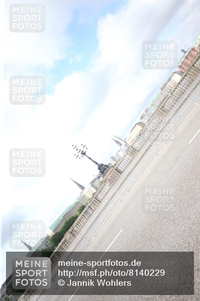 29.06.2025 - hella hamburg halbmarathon Jannik Wohlers http://msf.ph/oto/8140229 29.06.2025 08:58:12 Lombardsbrücke  meine-sportfotos.de