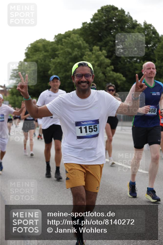 29.06.2025 - hella hamburg halbmarathon Jannik Wohlers http://msf.ph/oto/8140272 29.06.2025 10:43:03 Lombardsbrücke 1155, 1816, 1878, 3238, 3329, 3390, 4056, 4367, 5214, 5370, 5720, 6012, 6096, 6226, 6440, 6931, 7197, 7872, 7926, 8135, 8233, 8408, 8504, 9639, 9641, 9831, 9976, 10083, 10200, 10202, 10325, 11093, 11279, 11649, 11969, 12654, 13684, 13685, 13748, 13786, 14528, 14890, 15187, 15514, 15717, 16055, 16358, 16560, 16901, 16902, 17143, 17210, 18341, 18497, 19031, 19043, 19141 meine-sportfotos.de
