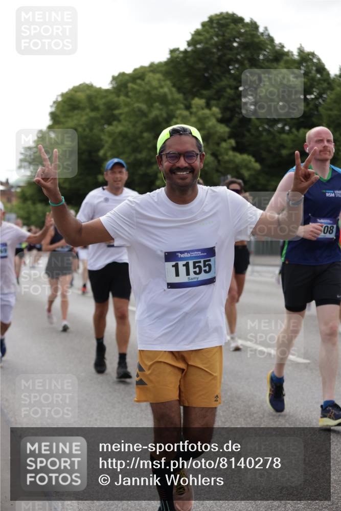 29.06.2025 - hella hamburg halbmarathon Jannik Wohlers http://msf.ph/oto/8140278 29.06.2025 10:43:03 Lombardsbrücke 1155, 1816, 1878, 3238, 3329, 3390, 4056, 4367, 5214, 5370, 5720, 6012, 6096, 6226, 6440, 6931, 7197, 7872, 7926, 8135, 8233, 8408, 8504, 9639, 9641, 9831, 9976, 10083, 10200, 10202, 10325, 11093, 11279, 11649, 11969, 12654, 13684, 13685, 13748, 13786, 14528, 14890, 15187, 15514, 15717, 16055, 16358, 16560, 16901, 16902, 17143, 17210, 18341, 18497, 19031, 19043, 19141 meine-sportfotos.de