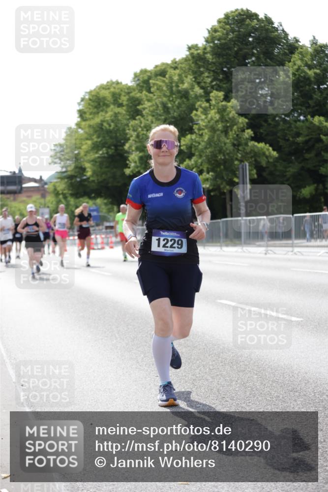 29.06.2025 - hella hamburg halbmarathon Jannik Wohlers http://msf.ph/oto/8140290 29.06.2025 10:05:27 Lombardsbrücke 1229, 1448, 1830, 1842, 2471, 2540, 3461, 3929, 4169, 5762, 6014, 7741, 8894, 8909, 9339, 9477, 9917, 10791, 10998, 15766, 16441, 16687, 17731, 17740, 17885, 18857, 18973 meine-sportfotos.de