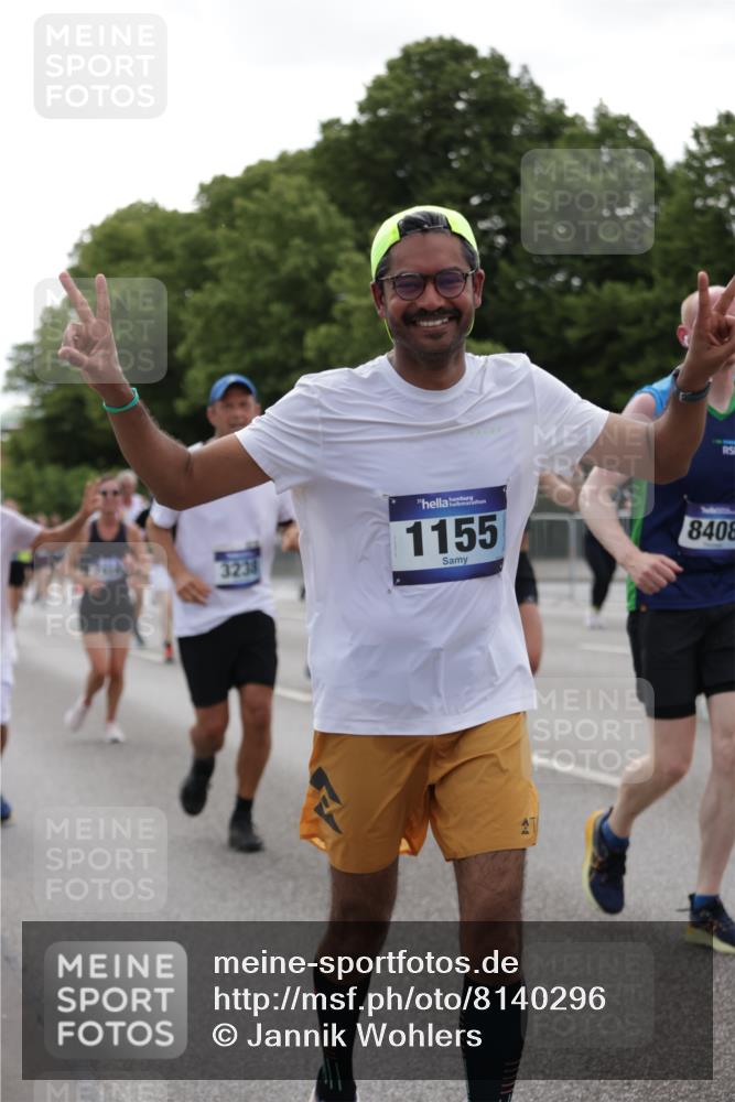 29.06.2025 - hella hamburg halbmarathon Jannik Wohlers http://msf.ph/oto/8140296 29.06.2025 10:43:03 Lombardsbrücke 1155, 1816, 1878, 3238, 3329, 3390, 4056, 4367, 5214, 5370, 5720, 6012, 6096, 6226, 6440, 6931, 7197, 7872, 7926, 8135, 8233, 8408, 8504, 9639, 9641, 9831, 9976, 10083, 10200, 10202, 10325, 11093, 11279, 11649, 11969, 12654, 13684, 13685, 13748, 13786, 14528, 14890, 15187, 15514, 15717, 16055, 16358, 16560, 16901, 16902, 17143, 17210, 18341, 18497, 19031, 19043, 19141 meine-sportfotos.de
