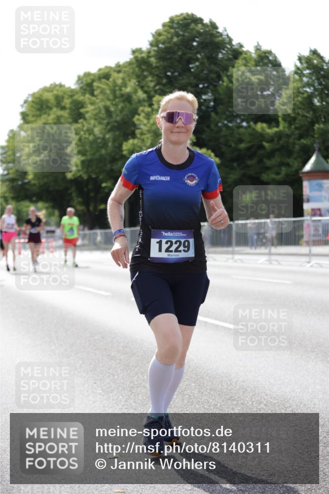 29.06.2025 - hella hamburg halbmarathon Jannik Wohlers http://msf.ph/oto/8140311 29.06.2025 10:05:28 Lombardsbrücke 1229, 1448, 1830, 1842, 2471, 2540, 3461, 3929, 4169, 5762, 6014, 7741, 8051, 8894, 8909, 9339, 9477, 9917, 10791, 10998, 15766, 16441, 16687, 17740, 17885, 18857, 18973 meine-sportfotos.de