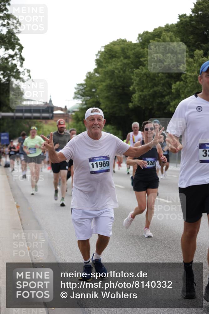 29.06.2025 - hella hamburg halbmarathon Jannik Wohlers http://msf.ph/oto/8140332 29.06.2025 10:43:04 Lombardsbrücke 1155, 1400, 1816, 1878, 3238, 3329, 3390, 4056, 4367, 5214, 5370, 5720, 6012, 6096, 6226, 6440, 6931, 7197, 7872, 7926, 8135, 8233, 8408, 8504, 9639, 9641, 9831, 10083, 10200, 10202, 10325, 11093, 11279, 11649, 11969, 12654, 13684, 13685, 13730, 13748, 14528, 14890, 15177, 15187, 15514, 15717, 16358, 16560, 16901, 16902, 17143, 17210, 18341, 18497, 19031, 19043, 19141 meine-sportfotos.de