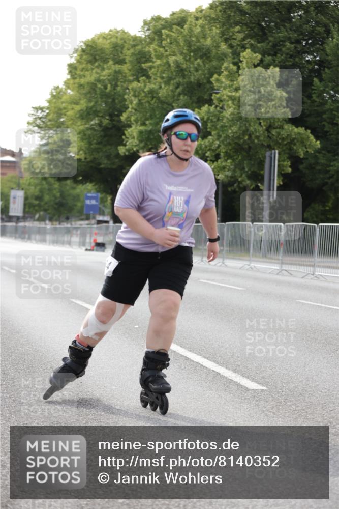 29.06.2025 - hella hamburg halbmarathon Jannik Wohlers http://msf.ph/oto/8140352 29.06.2025 09:04:18 Lombardsbrücke  meine-sportfotos.de