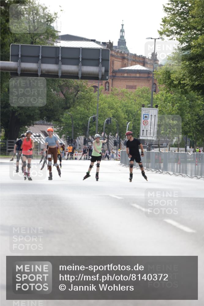 29.06.2025 - hella hamburg halbmarathon Jannik Wohlers http://msf.ph/oto/8140372 29.06.2025 09:04:20 Lombardsbrücke  meine-sportfotos.de