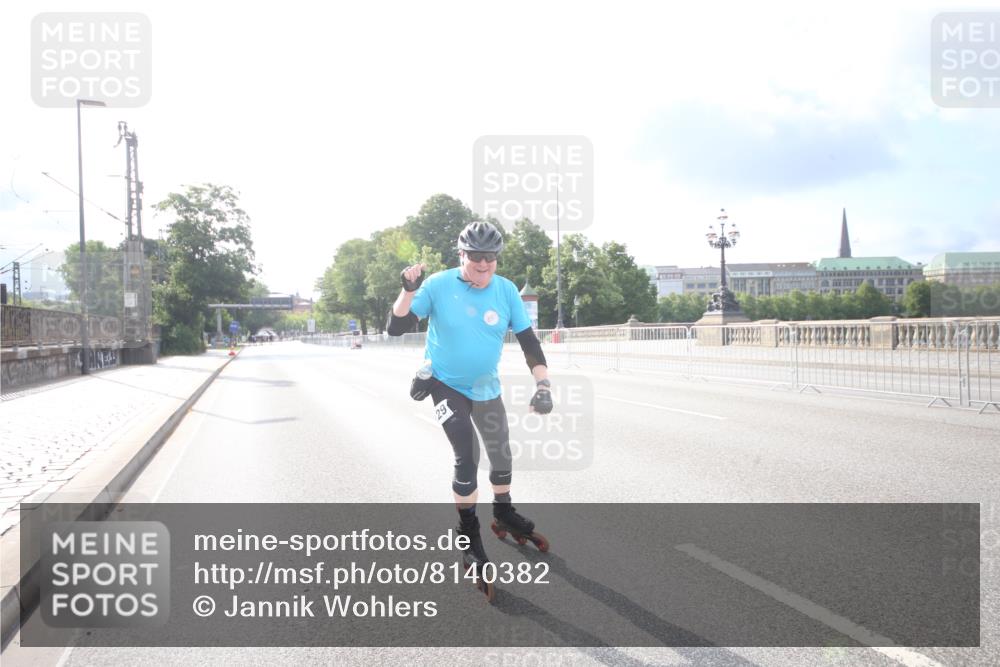 29.06.2025 - hella hamburg halbmarathon Jannik Wohlers http://msf.ph/oto/8140382 29.06.2025 08:58:24 Lombardsbrücke  meine-sportfotos.de