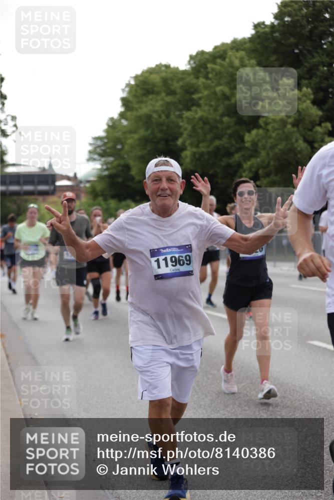 29.06.2025 - hella hamburg halbmarathon Jannik Wohlers http://msf.ph/oto/8140386 29.06.2025 10:43:05 Lombardsbrücke 1023, 1155, 1400, 1816, 1878, 3238, 3329, 3390, 4056, 4367, 4866, 5214, 5370, 5720, 6012, 6096, 6226, 6440, 6931, 7197, 7926, 8135, 8233, 8408, 8504, 9639, 9641, 9831, 10083, 10200, 10202, 10325, 11093, 11279, 11969, 12654, 13684, 13685, 13730, 13748, 14528, 14866, 14890, 15079, 15177, 15187, 15514, 15795, 15848, 16358, 16560, 16901, 16902, 17143, 17210, 18341, 18497, 19031, 19043, 19141 meine-sportfotos.de
