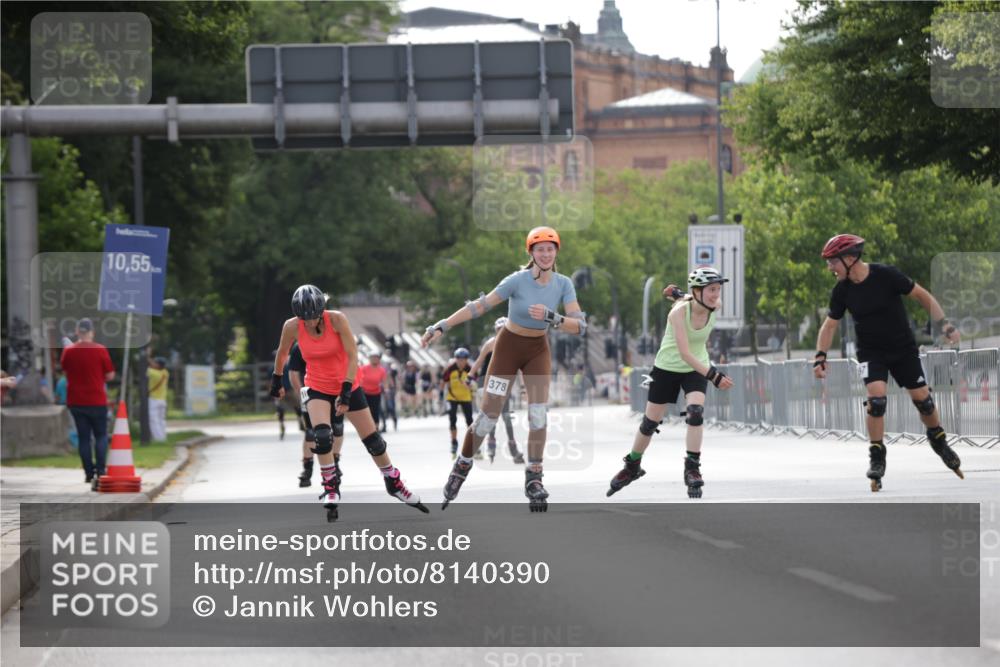29.06.2025 - hella hamburg halbmarathon Jannik Wohlers http://msf.ph/oto/8140390 29.06.2025 09:04:25 Lombardsbrücke  meine-sportfotos.de