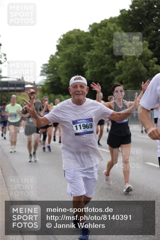 29.06.2025 - hella hamburg halbmarathon Jannik Wohlers http://msf.ph/oto/8140391 29.06.2025 10:43:05 Lombardsbrücke 1023, 1155, 1400, 1816, 1878, 3238, 3329, 3390, 4056, 4367, 4866, 5214, 5370, 5720, 6012, 6096, 6226, 6440, 6931, 7197, 7926, 8135, 8233, 8408, 8504, 9639, 9641, 9831, 10083, 10200, 10202, 10325, 11093, 11279, 11969, 12654, 13684, 13685, 13730, 13748, 14528, 14866, 14890, 15079, 15177, 15187, 15514, 15795, 15848, 16358, 16560, 16901, 16902, 17143, 17210, 18341, 18497, 19031, 19043, 19141 meine-sportfotos.de