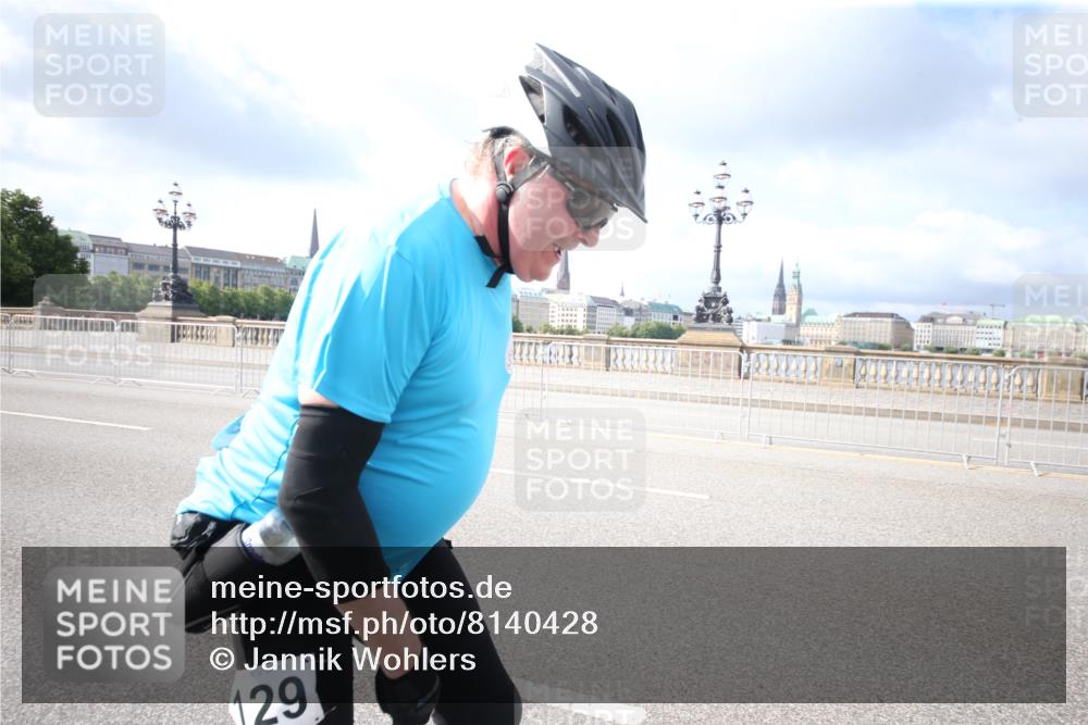 29.06.2025 - hella hamburg halbmarathon Jannik Wohlers http://msf.ph/oto/8140428 29.06.2025 08:58:24 Lombardsbrücke  meine-sportfotos.de