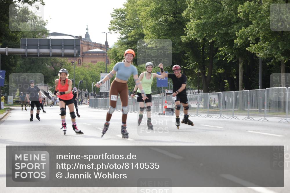 29.06.2025 - hella hamburg halbmarathon Jannik Wohlers http://msf.ph/oto/8140535 29.06.2025 09:04:28 Lombardsbrücke  meine-sportfotos.de