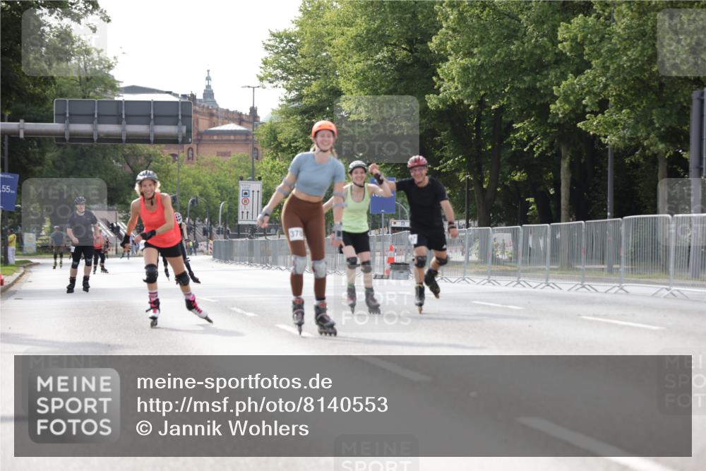 29.06.2025 - hella hamburg halbmarathon Jannik Wohlers http://msf.ph/oto/8140553 29.06.2025 09:04:28 Lombardsbrücke  meine-sportfotos.de