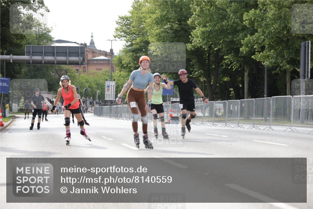 29.06.2025 - hella hamburg halbmarathon Jannik Wohlers http://msf.ph/oto/8140559 29.06.2025 09:04:28 Lombardsbrücke  meine-sportfotos.de