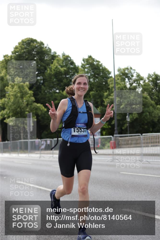29.06.2025 - hella hamburg halbmarathon Jannik Wohlers http://msf.ph/oto/8140564 29.06.2025 10:05:56 Lombardsbrücke 1245, 1766, 4666, 4868, 5431, 6314, 7138, 9361, 9560, 10214, 10297, 10781, 13481, 13863, 14369, 15113, 15145, 15229, 15462, 15537, 15858, 17239, 17746, 18042, 18575, 18577, 18910, 18913, 18966 meine-sportfotos.de