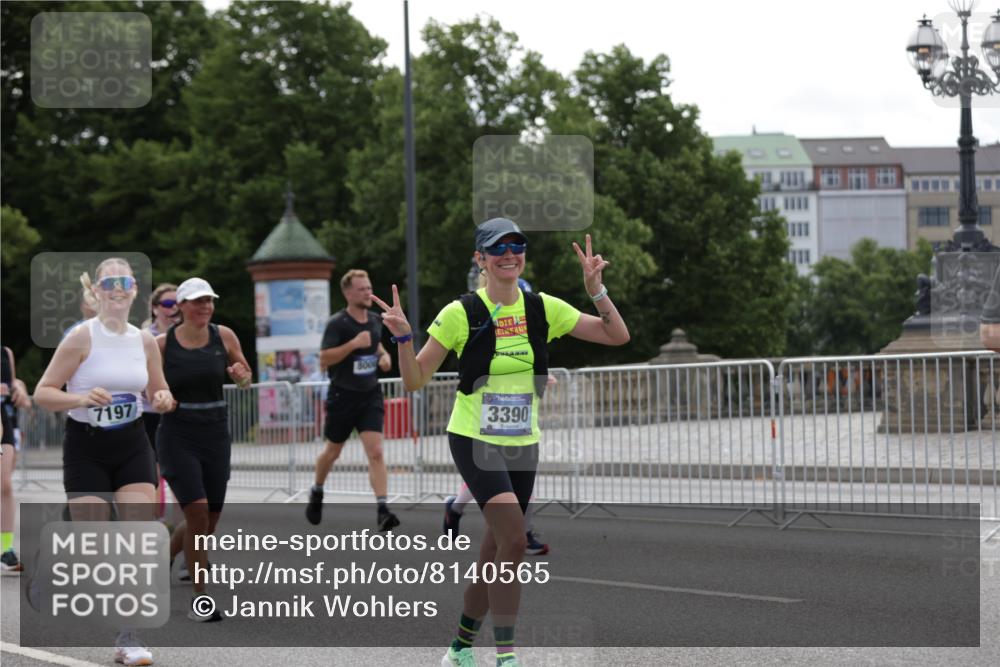 29.06.2025 - hella hamburg halbmarathon Jannik Wohlers http://msf.ph/oto/8140565 29.06.2025 10:43:13 Lombardsbrücke 1023, 1310, 1400, 2733, 3390, 4866, 5192, 5201, 5214, 5370, 6012, 6096, 6226, 6931, 6971, 6973, 7197, 7205, 7206, 7489, 7504, 7926, 8000, 8233, 8408, 8504, 9831, 10083, 10097, 10200, 10202, 10220, 10325, 10799, 11279, 12518, 12654, 13705, 13730, 13748, 14866, 14890, 15079, 15177, 15187, 15448, 15795, 15848, 16358, 16560, 16589, 16901, 16902, 17143, 17210, 17501, 18310, 18318, 18341, 18436, 18497, 19141 meine-sportfotos.de