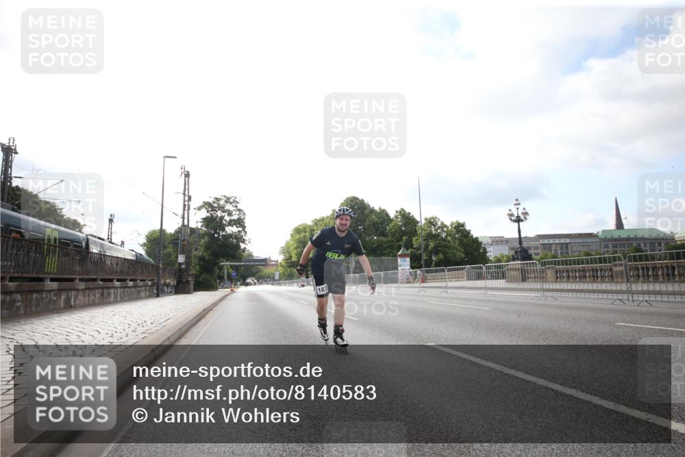 29.06.2025 - hella hamburg halbmarathon Jannik Wohlers http://msf.ph/oto/8140583 29.06.2025 08:59:56 Lombardsbrücke  meine-sportfotos.de