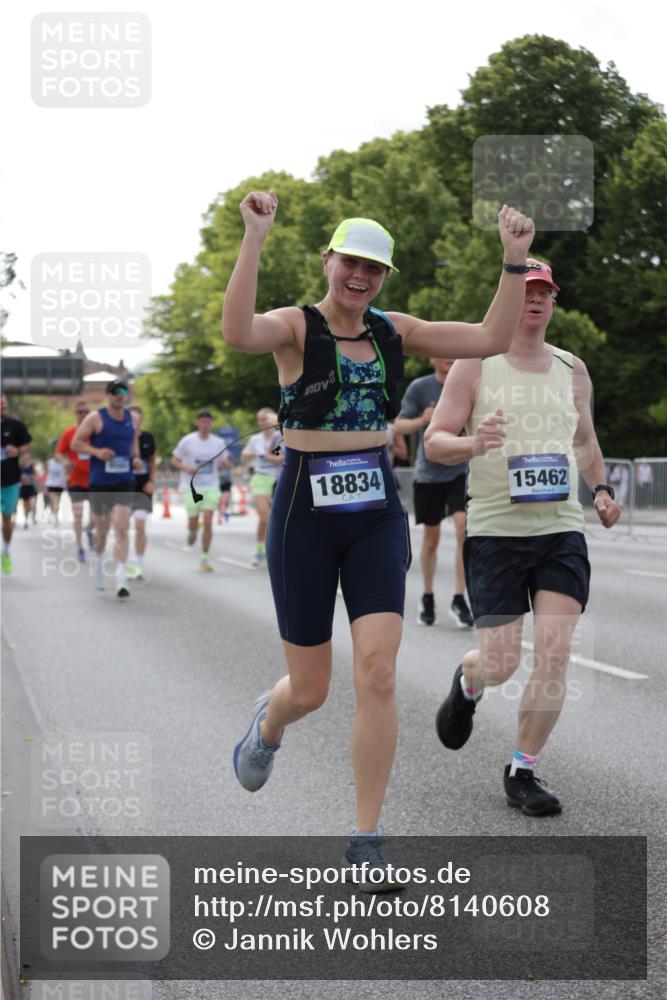 29.06.2025 - hella hamburg halbmarathon Jannik Wohlers http://msf.ph/oto/8140608 29.06.2025 10:05:59 Lombardsbrücke 1245, 1766, 4666, 4868, 5431, 6314, 9361, 9560, 10214, 10297, 10781, 13481, 13863, 15113, 15145, 15462, 15537, 15858, 18042, 18575, 18577, 18910, 18913, 18966 meine-sportfotos.de