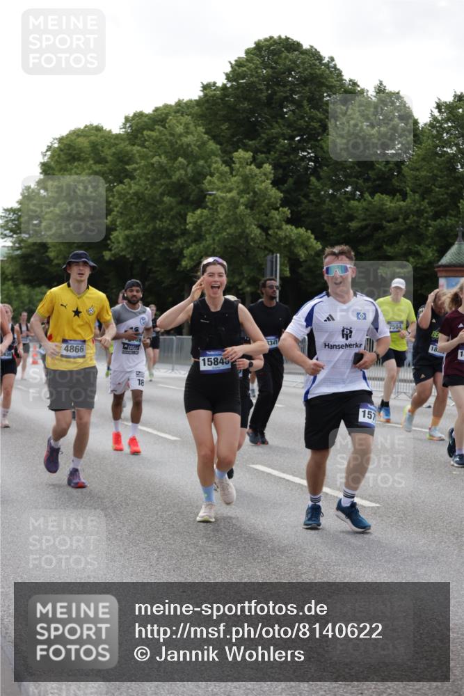 29.06.2025 - hella hamburg halbmarathon Jannik Wohlers http://msf.ph/oto/8140622 29.06.2025 10:43:15 Lombardsbrücke 1023, 1310, 1400, 2733, 3390, 3597, 4866, 5192, 5201, 5214, 5370, 6012, 6036, 6096, 6226, 6334, 6931, 6971, 6973, 7197, 7205, 7206, 7489, 7504, 7926, 8000, 8058, 8233, 8504, 9704, 9831, 10083, 10097, 10200, 10202, 10220, 10285, 10325, 10553, 10799, 12518, 12654, 13371, 13705, 13730, 13748, 14866, 14890, 15079, 15177, 15187, 15448, 15795, 15848, 16298, 16560, 16589, 16901, 16902, 17143, 17210, 17501, 18310, 18318, 18341, 18436 meine-sportfotos.de