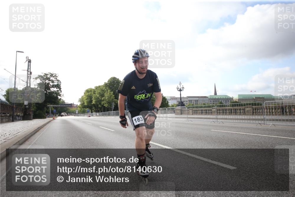 29.06.2025 - hella hamburg halbmarathon Jannik Wohlers http://msf.ph/oto/8140630 29.06.2025 08:59:57 Lombardsbrücke  meine-sportfotos.de
