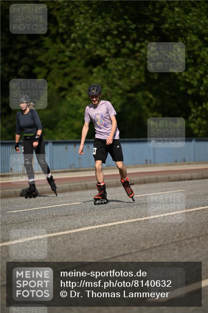 29.06.2025 - hella hamburg halbmarathon Dr. Thomas Lammeyer http://msf.ph/oto/8140632 29.06.2025 09:06:34 Kennedybrücke  meine-sportfotos.de