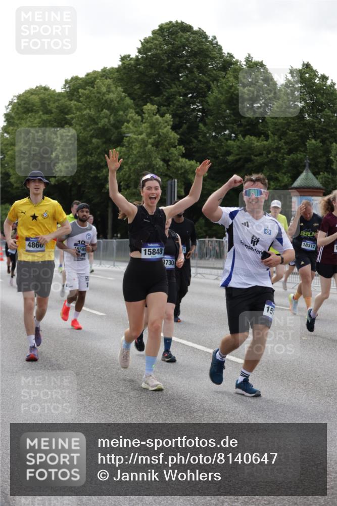 29.06.2025 - hella hamburg halbmarathon Jannik Wohlers http://msf.ph/oto/8140647 29.06.2025 10:43:15 Lombardsbrücke 1023, 1310, 1400, 2733, 3390, 3597, 4866, 5192, 5201, 5214, 5370, 6012, 6036, 6096, 6226, 6334, 6931, 6971, 6973, 7197, 7205, 7206, 7489, 7504, 7926, 8000, 8058, 8233, 8504, 9704, 9831, 10083, 10097, 10200, 10202, 10220, 10285, 10325, 10553, 10799, 12518, 12654, 13371, 13705, 13730, 13748, 14866, 14890, 15079, 15177, 15187, 15448, 15795, 15848, 16298, 16560, 16589, 16901, 16902, 17143, 17210, 17501, 18310, 18318, 18341, 18436 meine-sportfotos.de