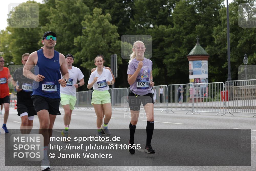 29.06.2025 - hella hamburg halbmarathon Jannik Wohlers http://msf.ph/oto/8140665 29.06.2025 10:06:02 Lombardsbrücke 1245, 1766, 4666, 4868, 5431, 6314, 6664, 9560, 10214, 10297, 10736, 13863, 15113, 15145, 15462, 15537, 15858, 17059, 18042, 18575, 18577, 18910, 18913 meine-sportfotos.de