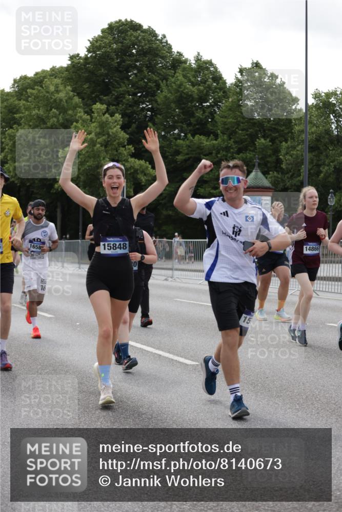 29.06.2025 - hella hamburg halbmarathon Jannik Wohlers http://msf.ph/oto/8140673 29.06.2025 10:43:16 Lombardsbrücke 1023, 1310, 1400, 2733, 3390, 3597, 4866, 5192, 5201, 5214, 5370, 6036, 6096, 6226, 6334, 6931, 6971, 6973, 7197, 7205, 7206, 7489, 7504, 8000, 8058, 8233, 8504, 9704, 9831, 10083, 10097, 10200, 10202, 10220, 10285, 10325, 10553, 10799, 12518, 12654, 13371, 13705, 13730, 13748, 14866, 15079, 15177, 15187, 15448, 15795, 15848, 16298, 16560, 16589, 16901, 16902, 17143, 17210, 17501, 18080, 18310, 18318, 18341, 18436 meine-sportfotos.de