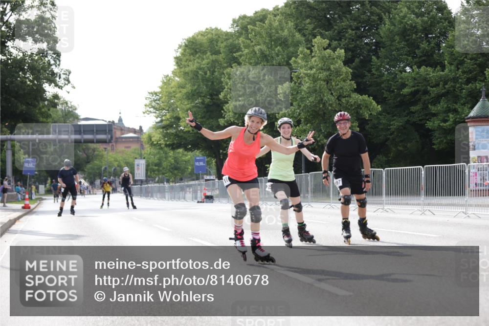 29.06.2025 - hella hamburg halbmarathon Jannik Wohlers http://msf.ph/oto/8140678 29.06.2025 09:04:31 Lombardsbrücke  meine-sportfotos.de