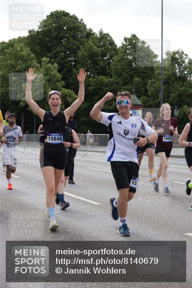 29.06.2025 - hella hamburg halbmarathon Jannik Wohlers http://msf.ph/oto/8140679 29.06.2025 10:43:16 Lombardsbrücke 1023, 1310, 1400, 2733, 3390, 3597, 4866, 5192, 5201, 5214, 5370, 6036, 6096, 6226, 6334, 6931, 6971, 6973, 7197, 7205, 7206, 7489, 7504, 8000, 8058, 8233, 8504, 9704, 9831, 10083, 10097, 10200, 10202, 10220, 10285, 10325, 10553, 10799, 12518, 12654, 13371, 13705, 13730, 13748, 14866, 15079, 15177, 15187, 15448, 15795, 15848, 16298, 16560, 16589, 16901, 16902, 17143, 17210, 17501, 18080, 18310, 18318, 18341, 18436 meine-sportfotos.de