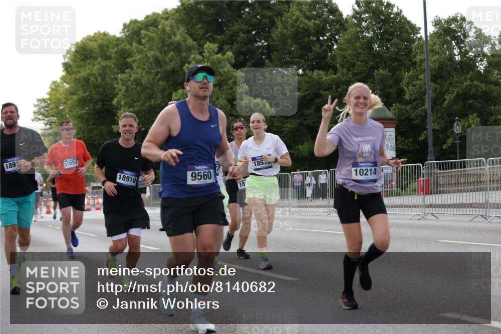 29.06.2025 - hella hamburg halbmarathon Jannik Wohlers http://msf.ph/oto/8140682 29.06.2025 10:06:02 Lombardsbrücke 1245, 1766, 4666, 4868, 5431, 6314, 6664, 9560, 10214, 10297, 10736, 13863, 15113, 15145, 15462, 15537, 15858, 17059, 18042, 18575, 18577, 18910, 18913 meine-sportfotos.de